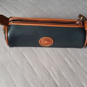 Dooney & Bourke  Clutch
